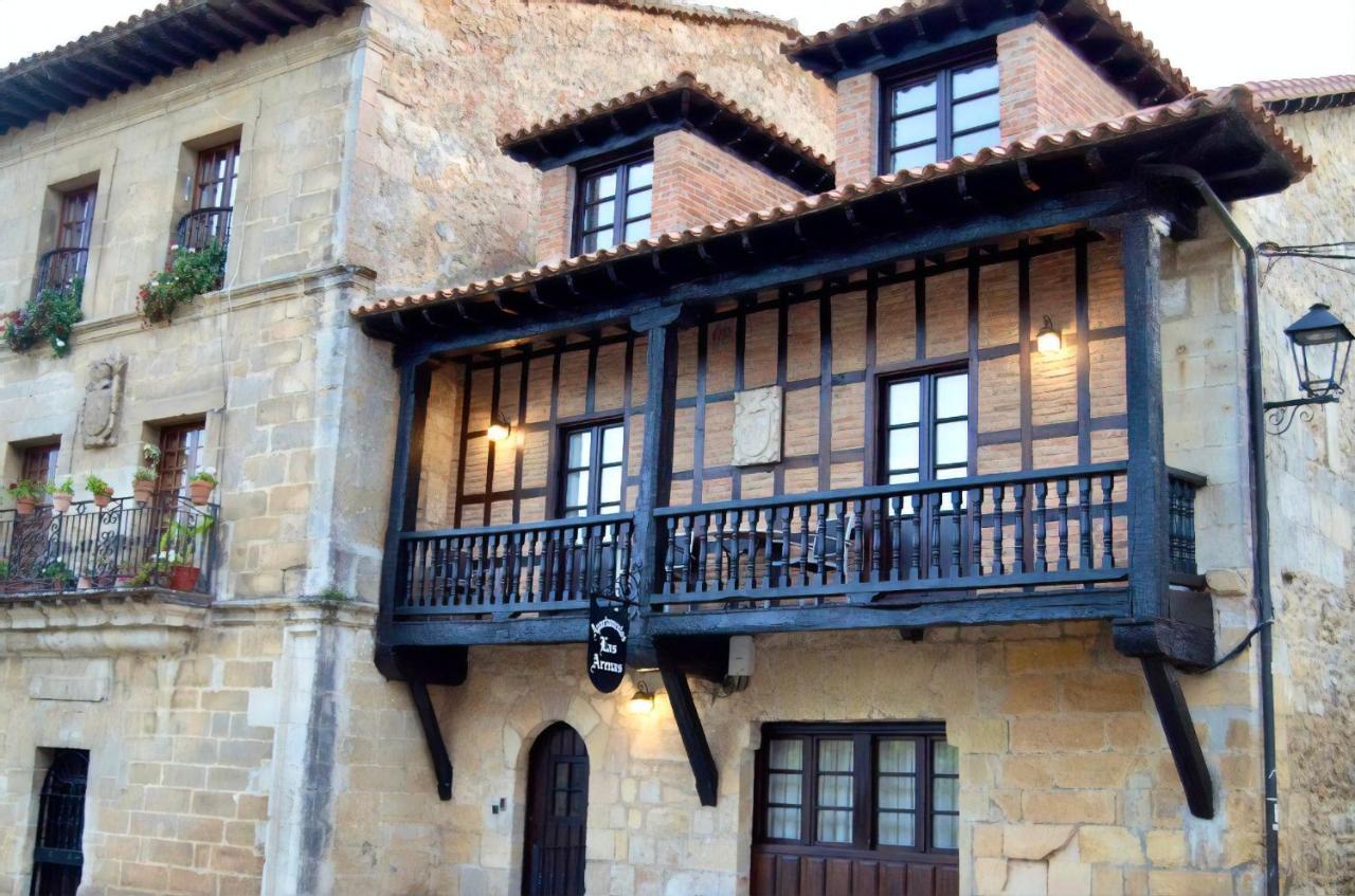 Akla Suites Con Jacuzzi Santillana Santillana del Mar Exterior foto